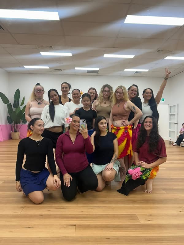 Soulful Island Dance group class